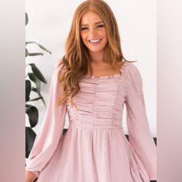 NWOT. Calivta Pink Dress. Size M. - Picture 1 of 7